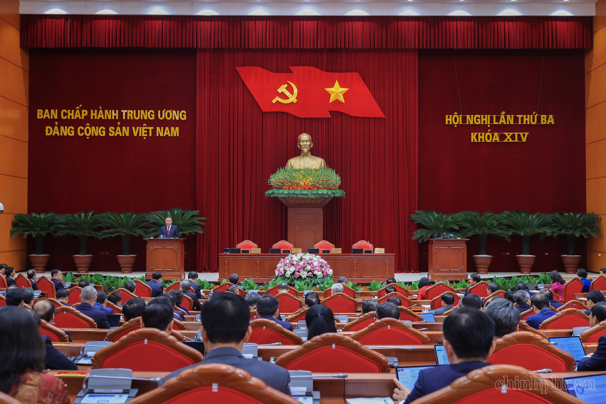 ĐẢNG BỘ XÃ ĐÔNG QUAN TẬP TRUNG TRIỂN KHAI KẾ HOẠCH TUYÊN TRUYỀN, ĐƯA NGHỊ QUYẾT HỘI NGHỊ TRUNG ƯƠNG 3 KHÓA XIV VÀO CUỘC SỐNG