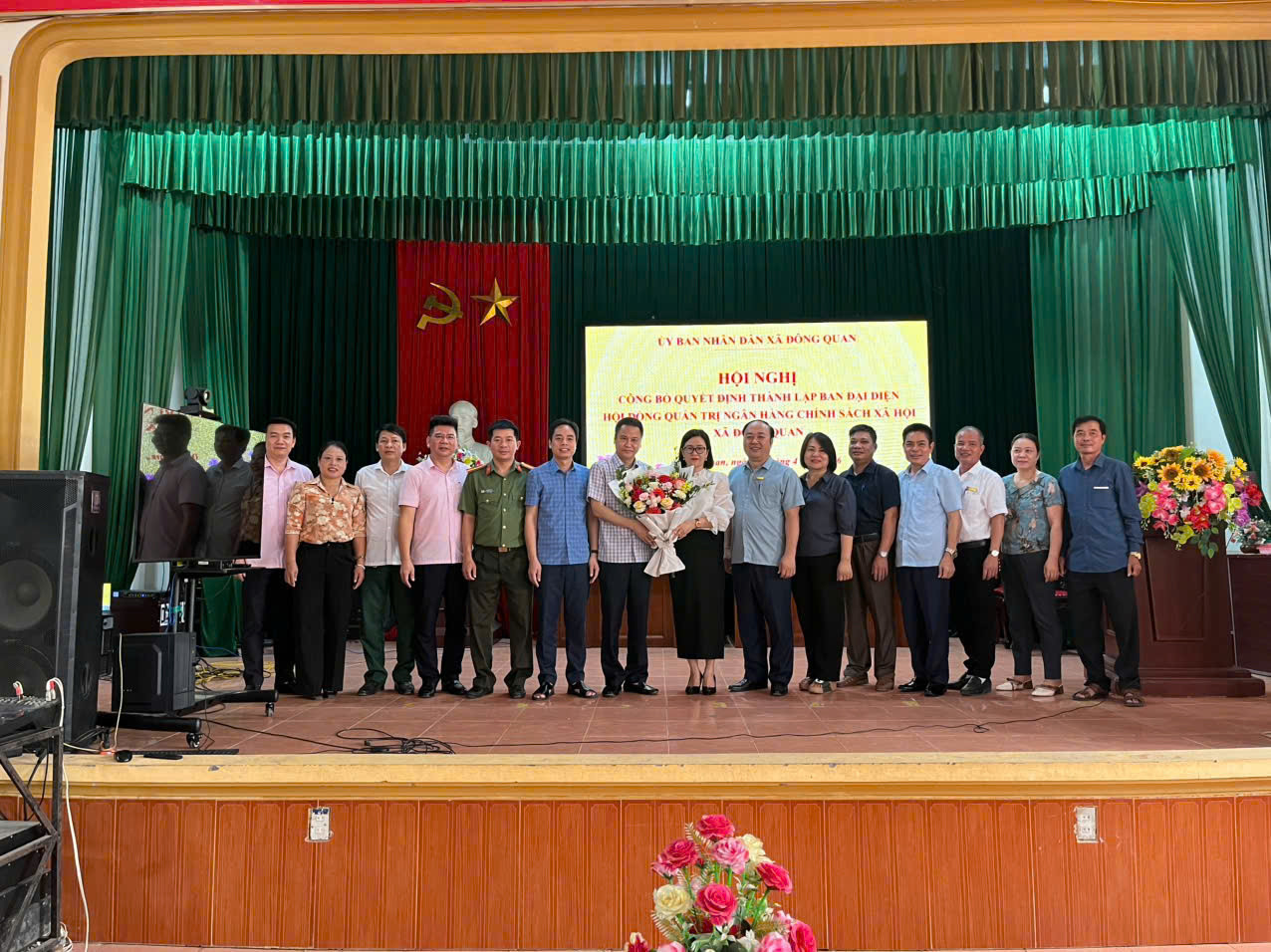 HỘI NGHỊ CÔNG BỐ QUYẾT ĐỊNH THÀNH LẬP BAN ĐẠI DIỆN HĐQT NHCSXH XÃ ĐÔNG QUAN VÀ TỔ CHỨC PHIÊN HỌP THỨ I NĂM 2026